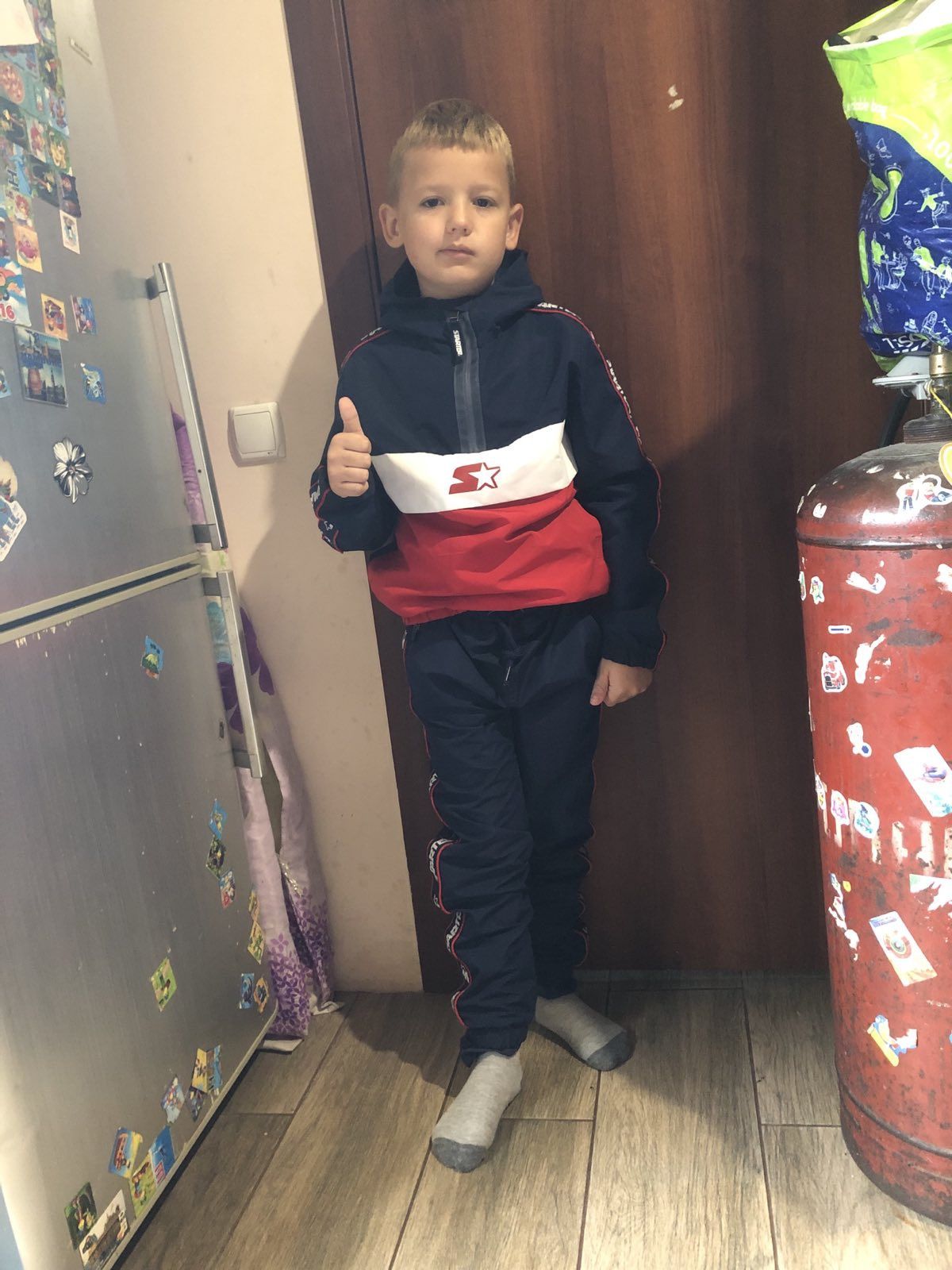 Якісний фірмовий костюм, спортивний костюм осінній