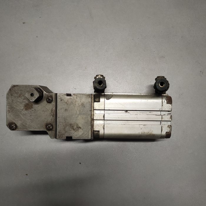 Siłownik pneumatyczny obrotowy 90 stopni, Festo, zasuwa, klapa, zawór