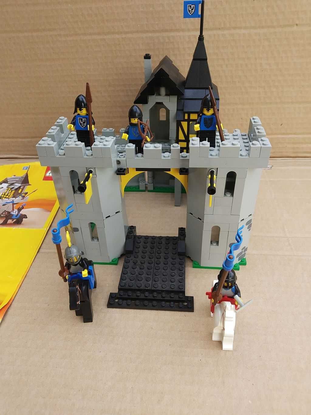 Lego 6074 Black Falcon's Fortress