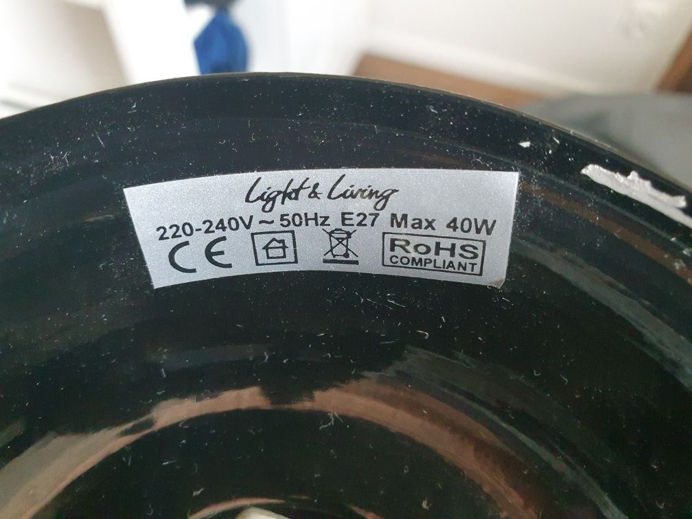 Sprzedam lampę czarna