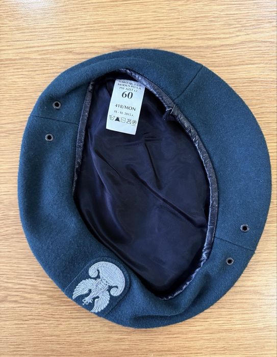 Beret wojskowy 418/mon