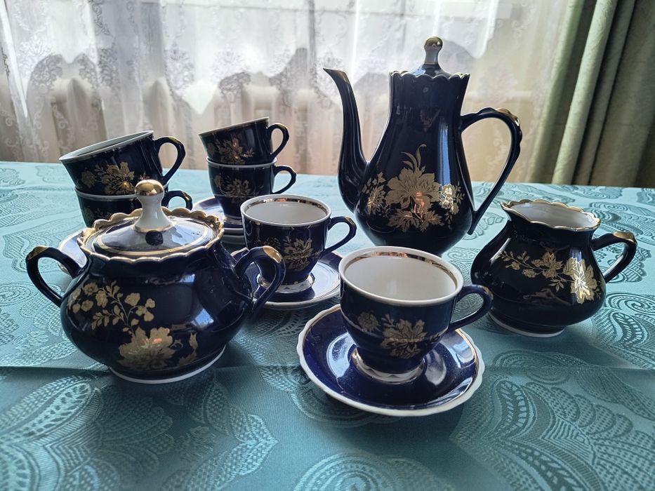 Кавовий сервіз з позолотою на 6 персон