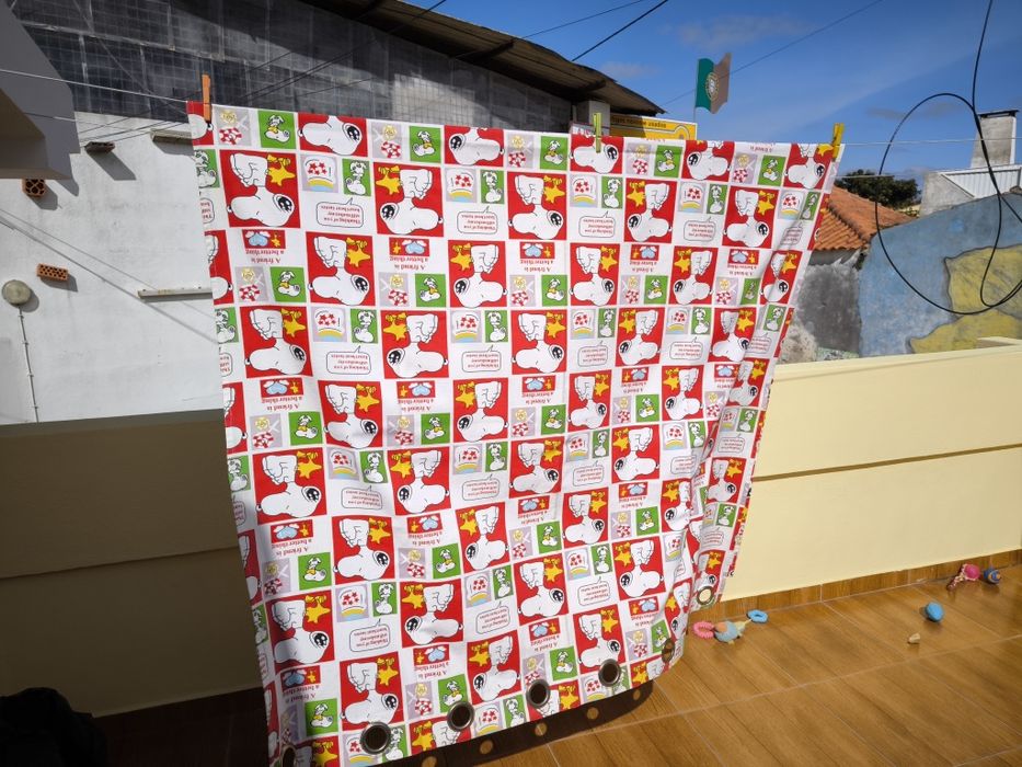 2 Cortinados Snoopy (1,45x2,50)