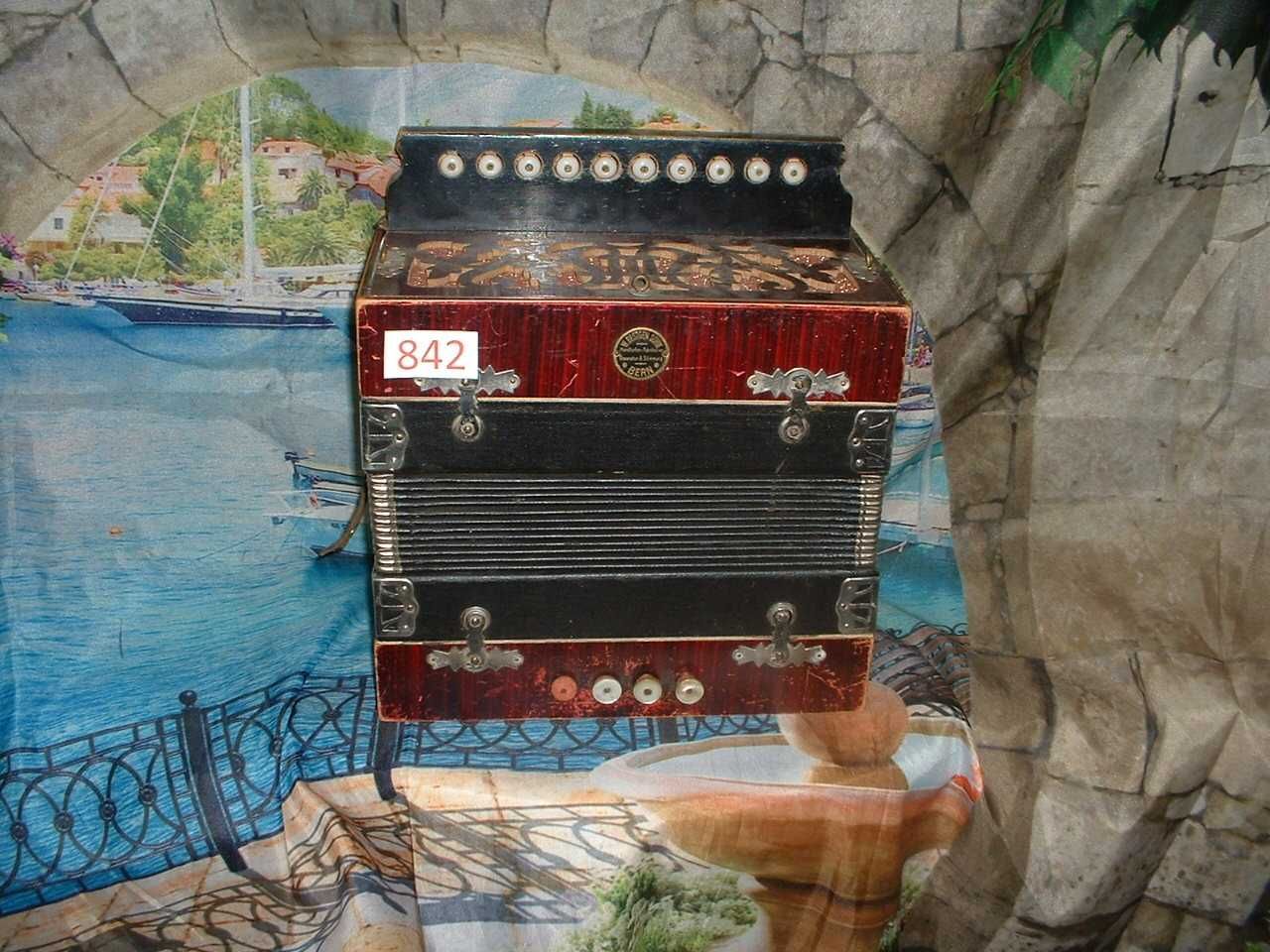 Concertina para venda N, 842