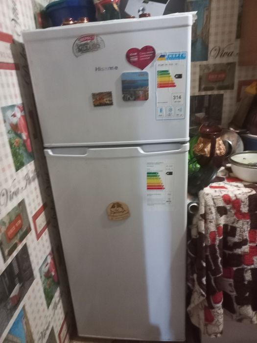 Продам холодильник