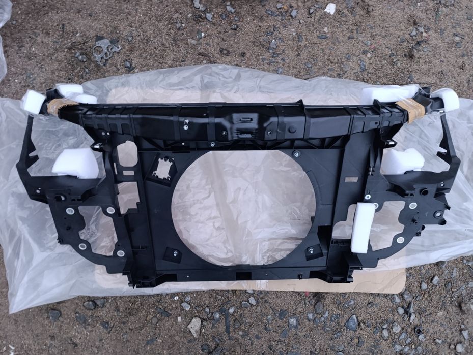 Панель передняя телевизор Dodge Journey 2008-2020 Новый.