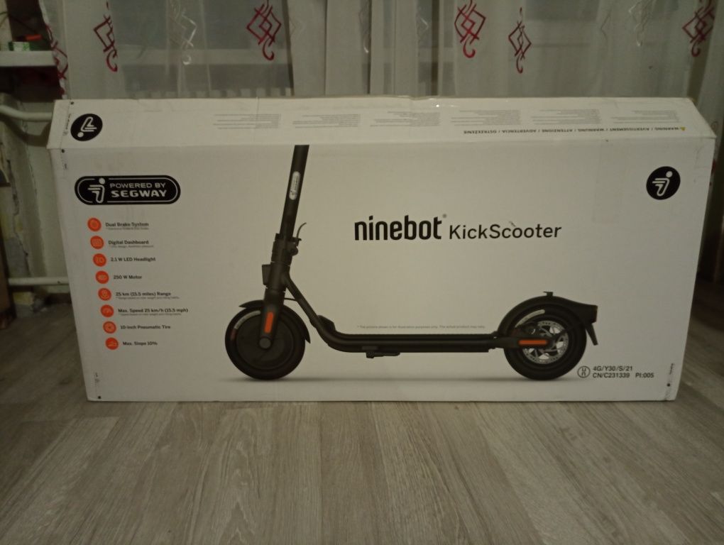 Продам электросамокат Ninebot f25