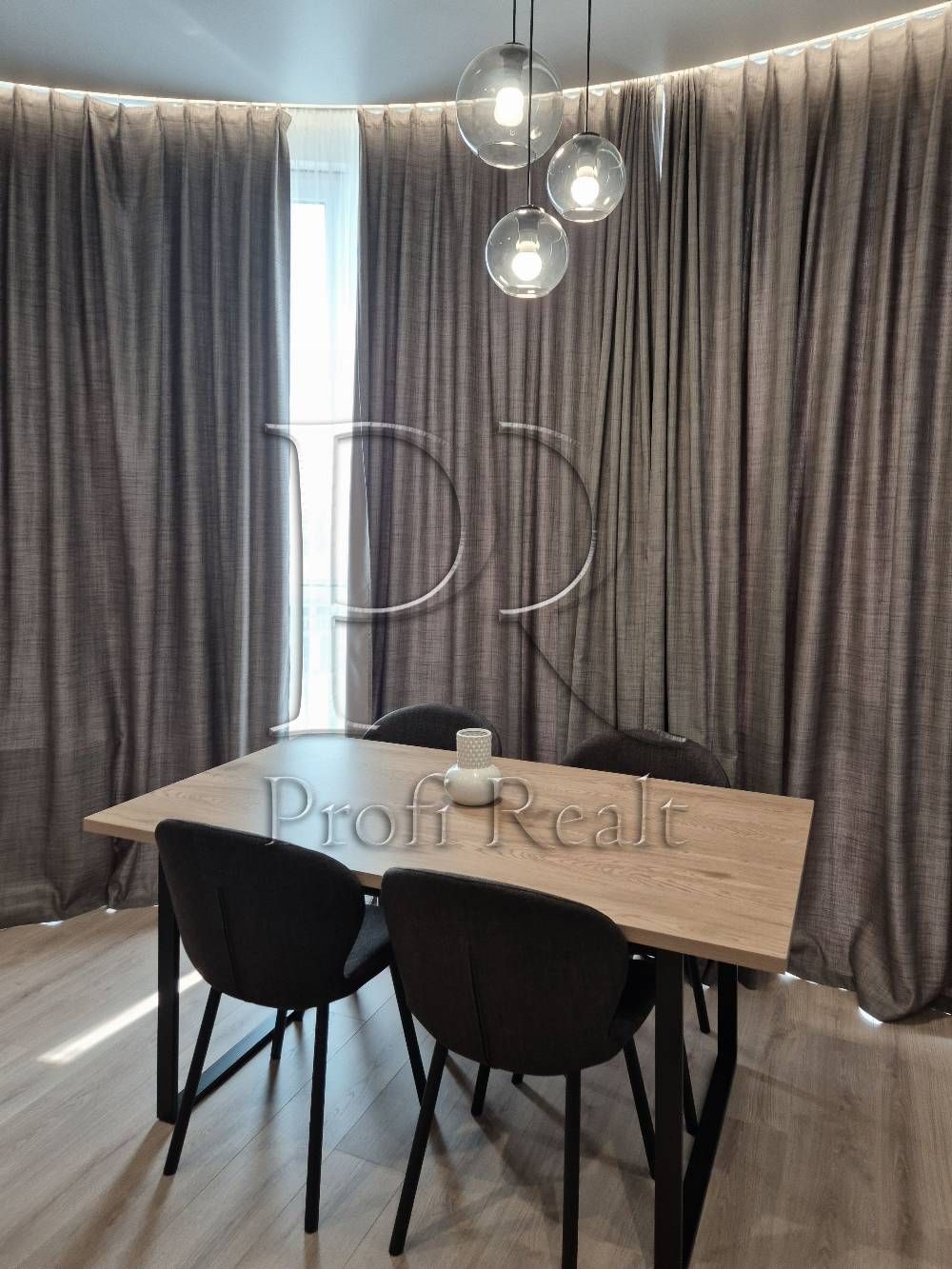 Продаж квартири 71кв.м. Podil Plaza & Residence