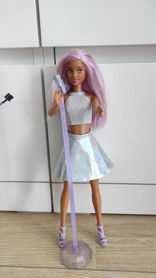 Lalka Barbie piosenkarka pop