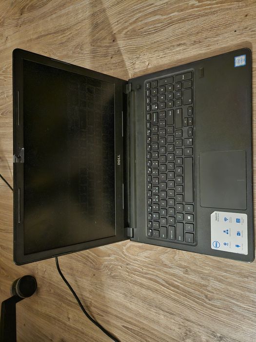 Laptop na czensti Dell vostro 3568