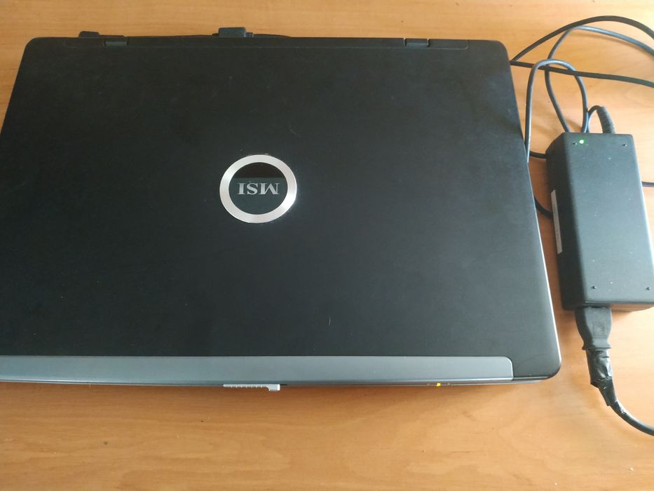 Продам Ноутбук MSI N1996I  робочий