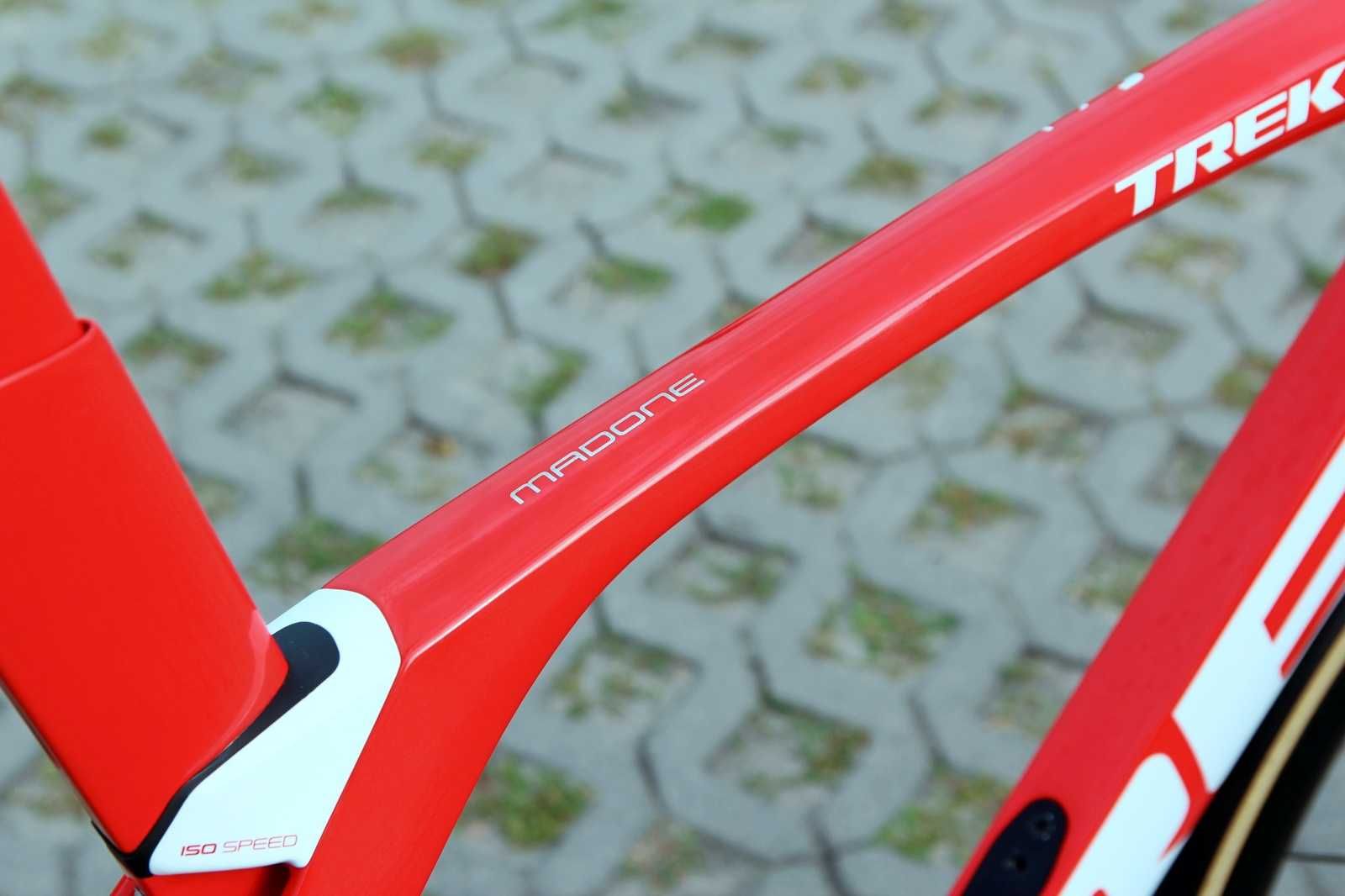 Rower szosowy TREK MADONE SLR Disc Sram RED AXS, DT SWISS ARC, roz. 56