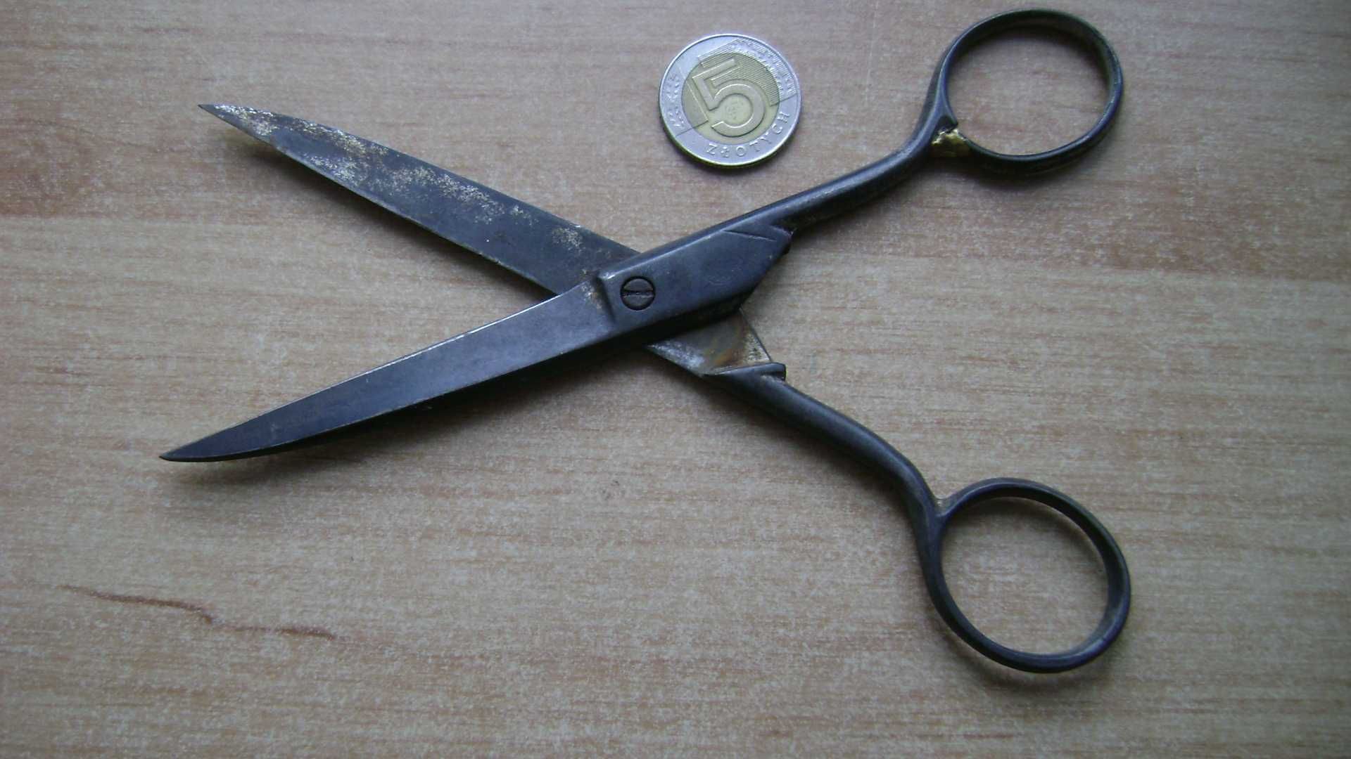 Starocie z PRL - Stare narzędzia = Nożyczki do rozpoznania