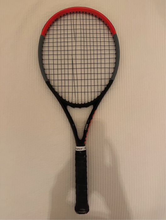 Wilson Clash 100 V10