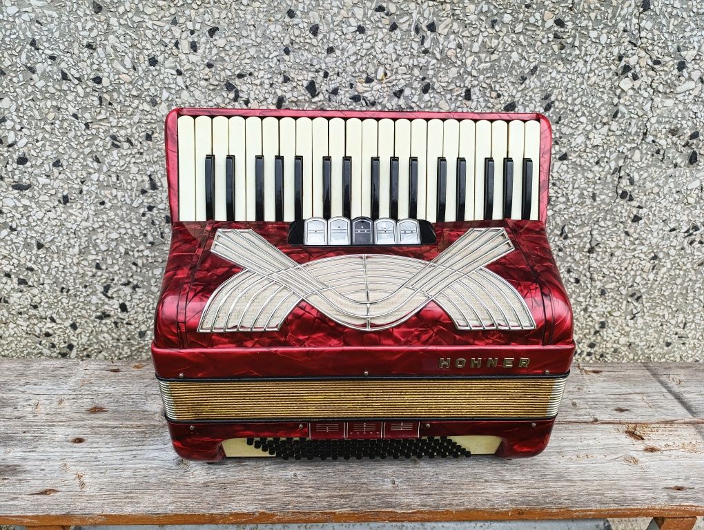 Akordeon Hohner Verdi II 96 basów
