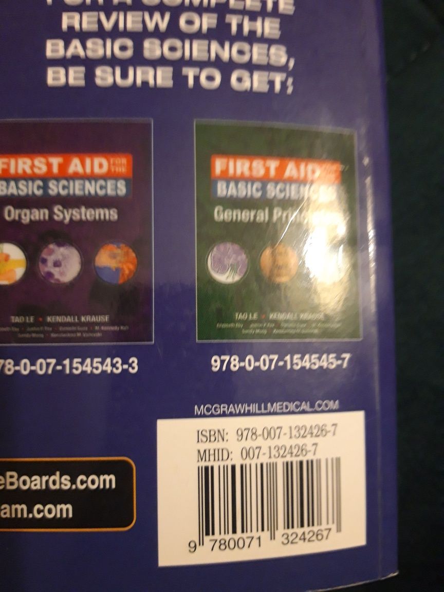 First Aid. Usmale step 1