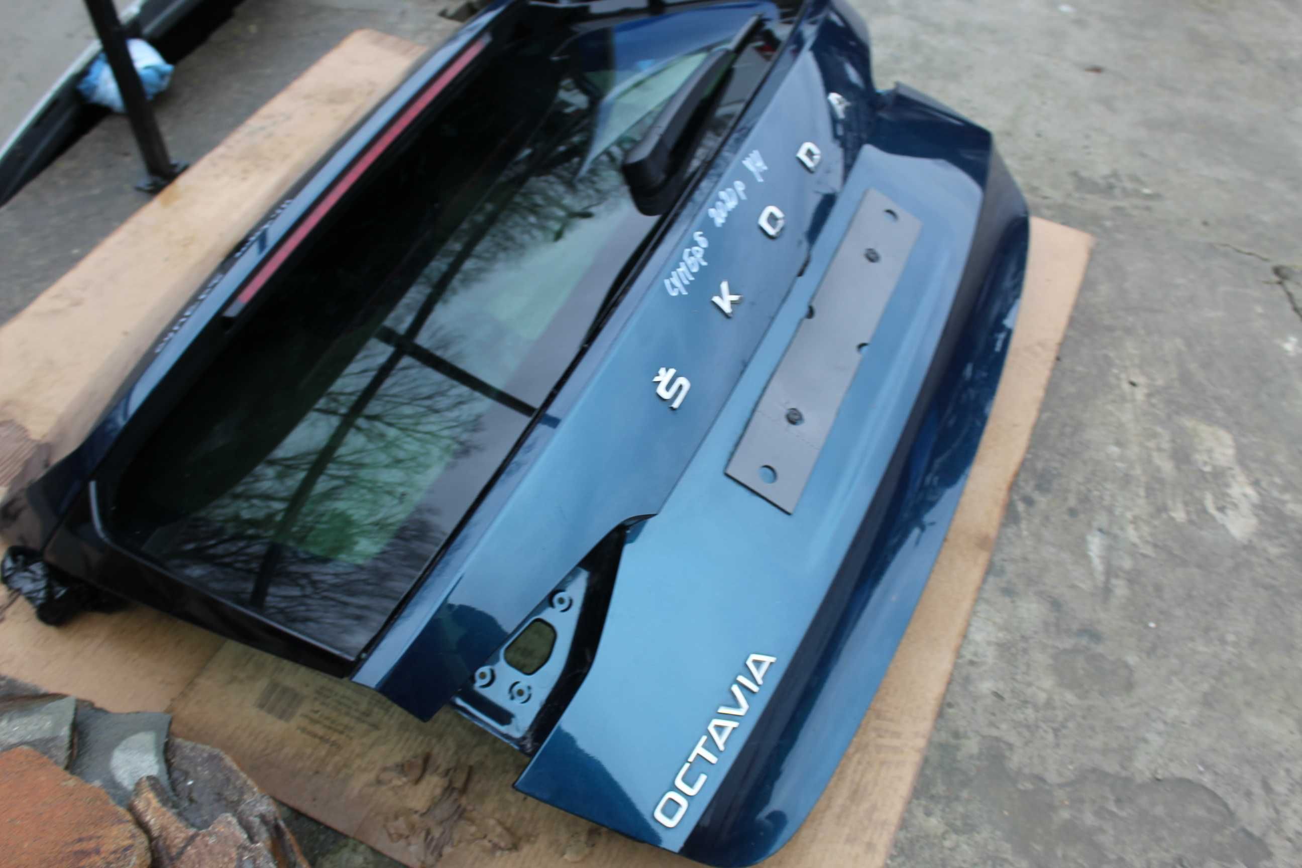 Кришка багажника для Skoda Octavia A8 2019-20 універсал
