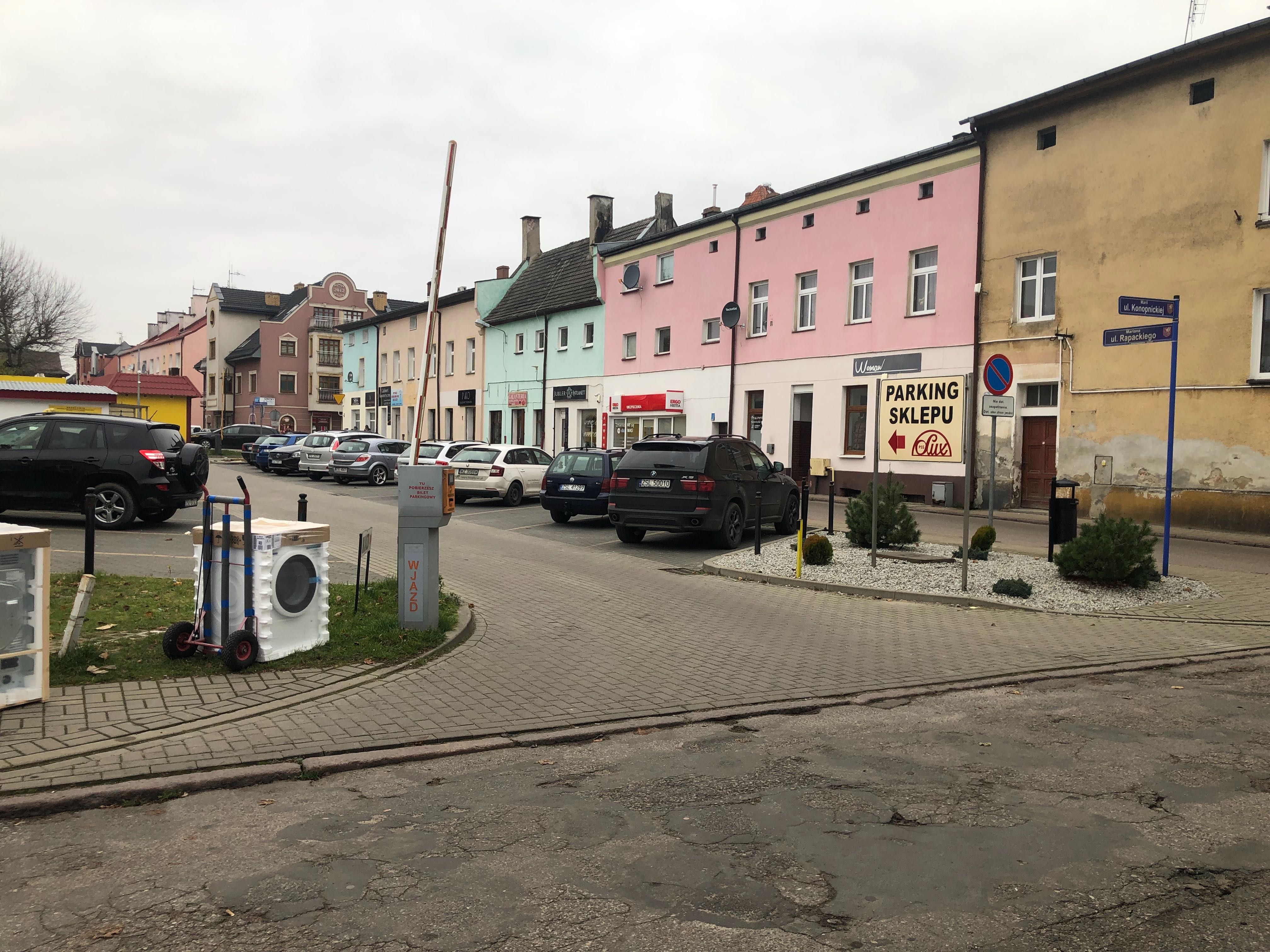 PILNE. Lokal handlowo-usługowy w centrum Sławna.