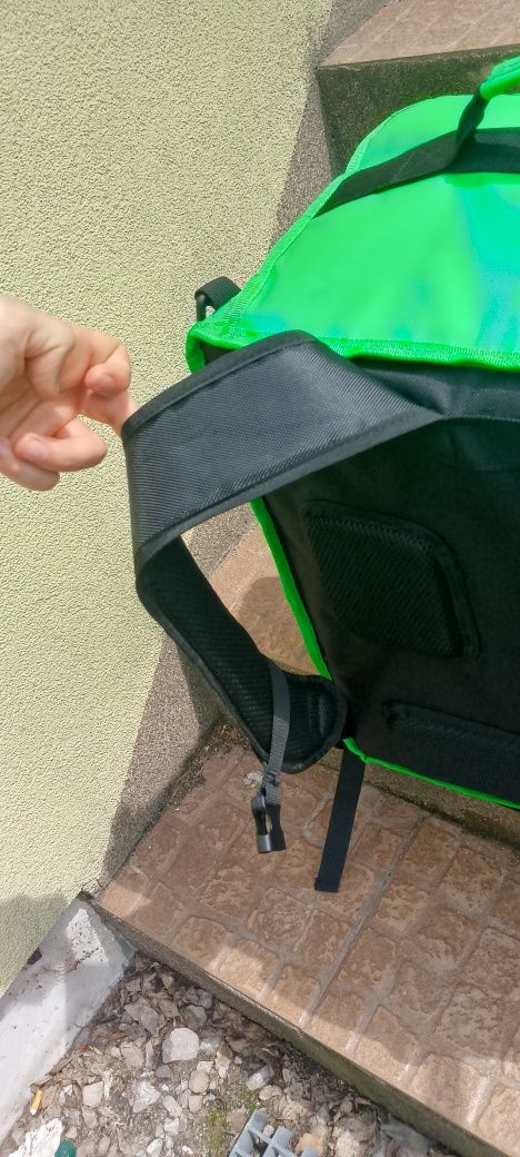 Torba Uber Eats dla dostawców, termiczna, prawie idealny stan.