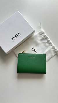 Зелений маленький шкіряний гаманець Furla