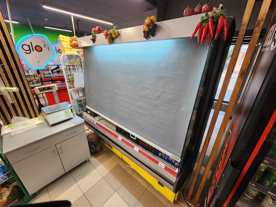 Холодильник в супермаркет Росс Модена