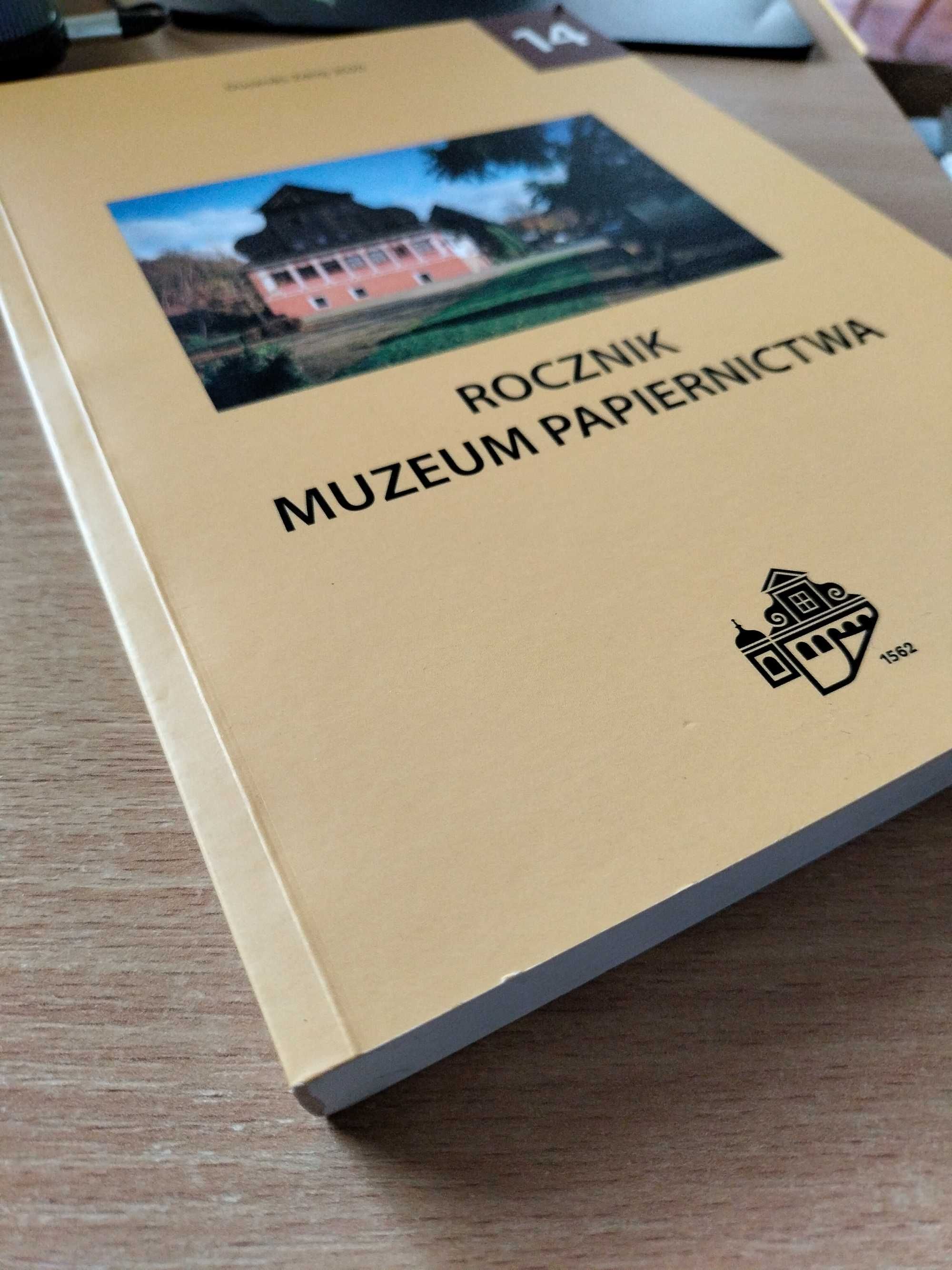 Książka rocznik muzeum papiernictwa