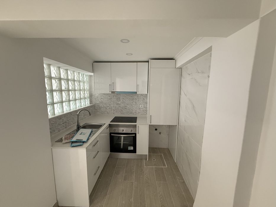 Fazemos trabalhos de construção civil