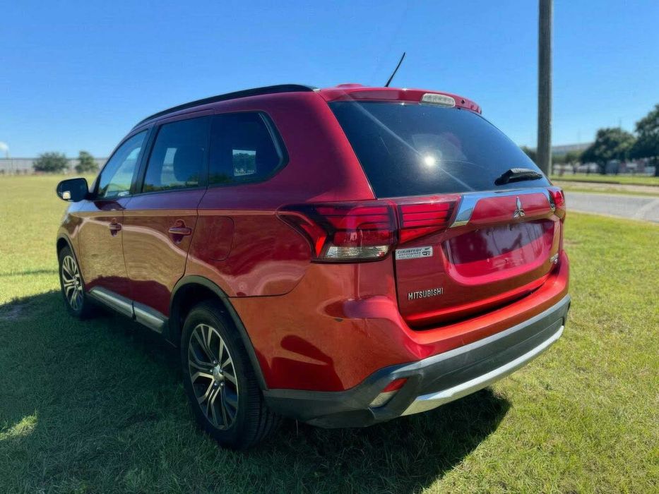 Mitsubishi Outlander SEL S-AWC      2016