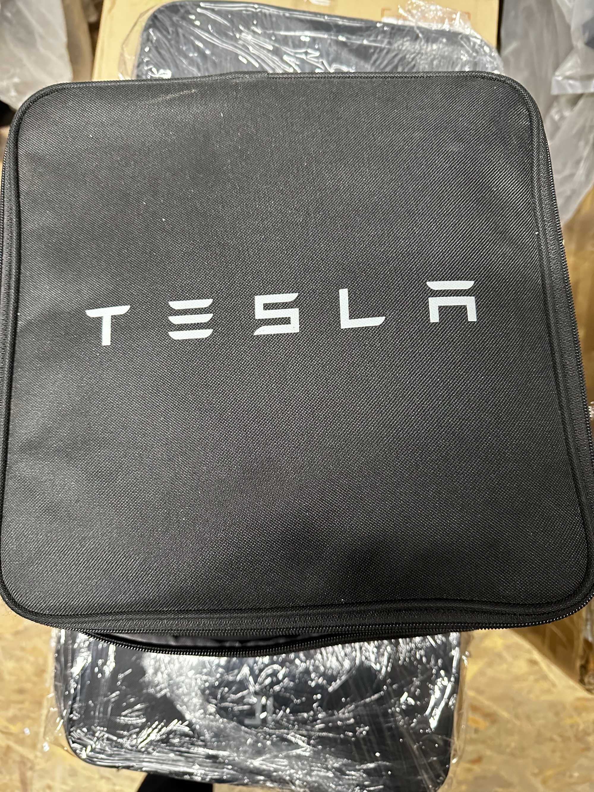 Зарядний пристрій з кейсом Tesla Gen3 Tesla 3, Y, S, X