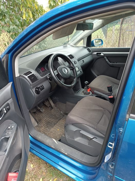 Touran 1.9 TDI 2003 rok