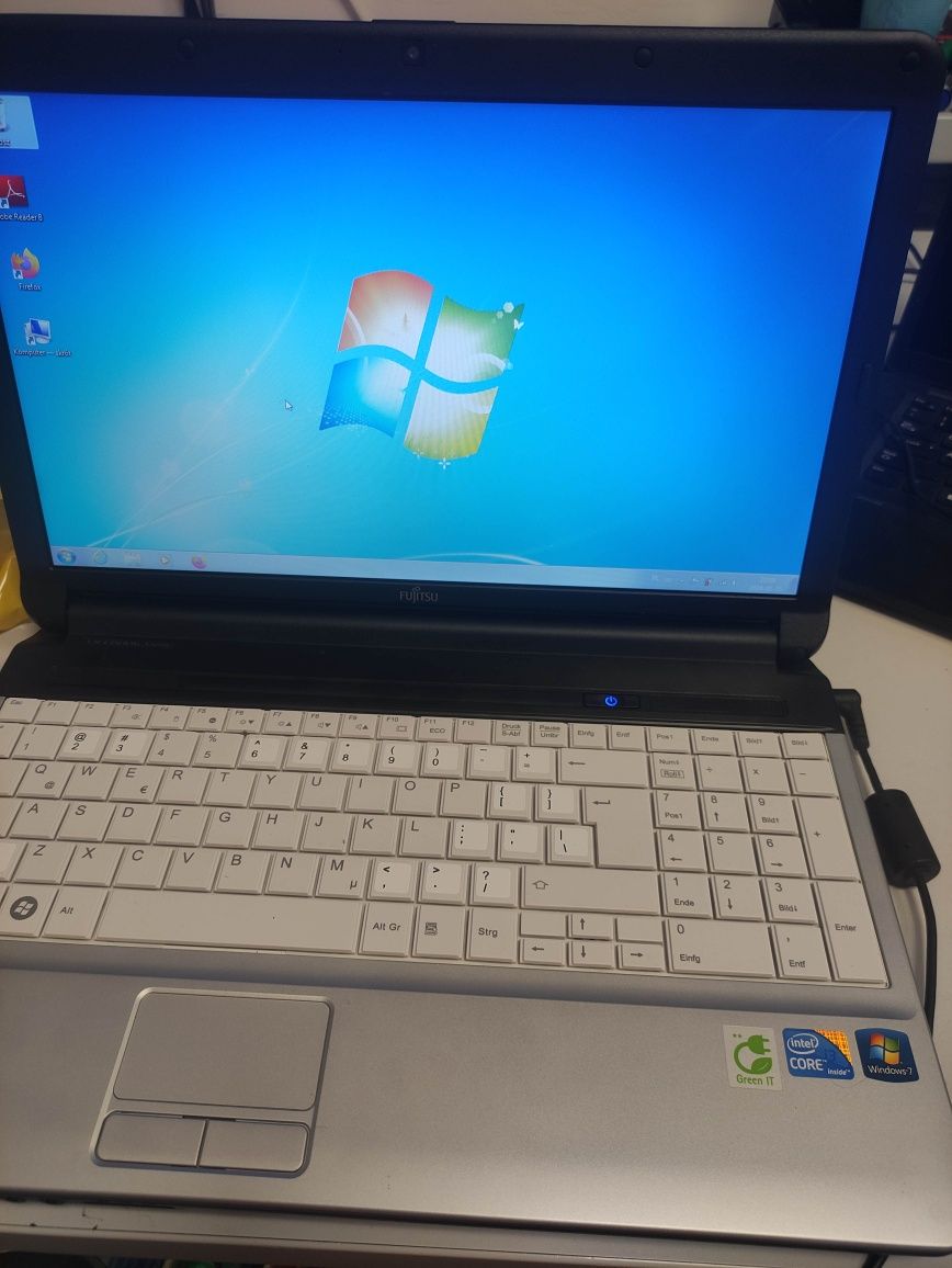 Laptop Fujitsu A530 i3 4gb ram, 250 GB dysk