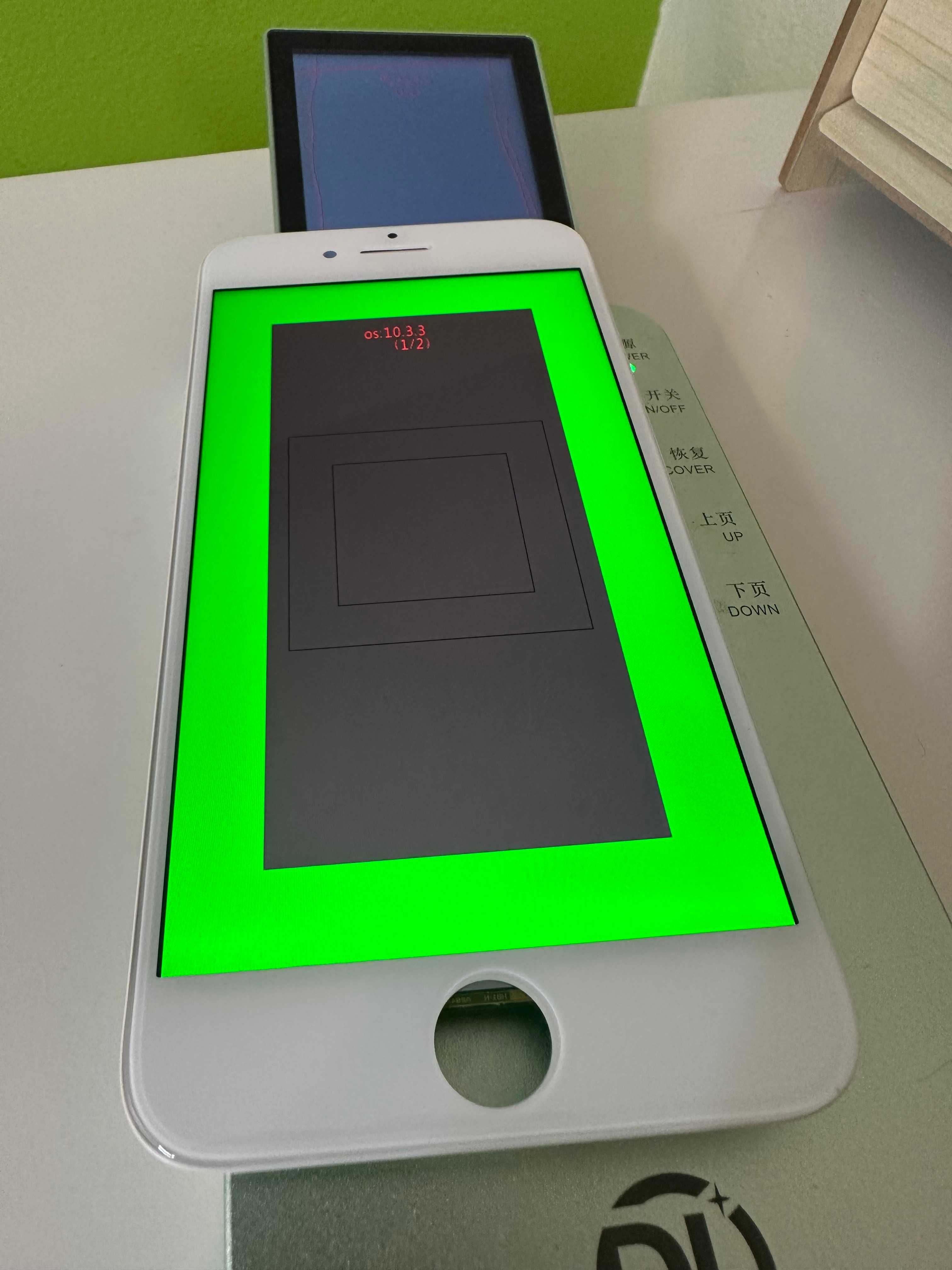 Oryginalny wyświetlacz Apple iPhone 7 WHITE FVAT 23%