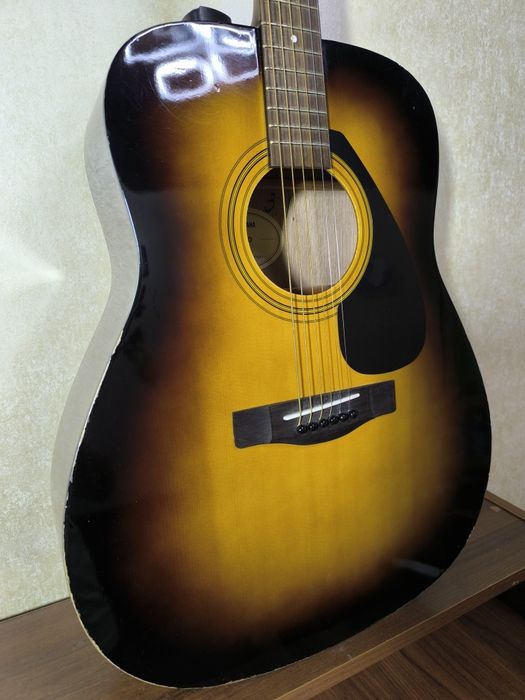 Гітара Yamaha F 310
