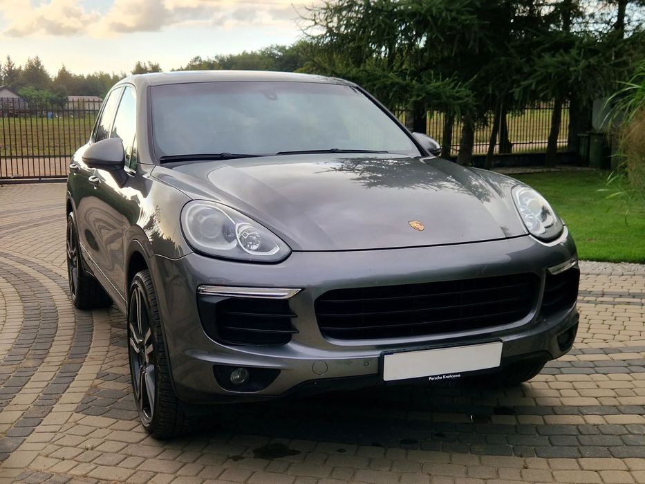 Porsche Cayenne bez pneumatyki wentylowane folele Pakiet GTS zamiana