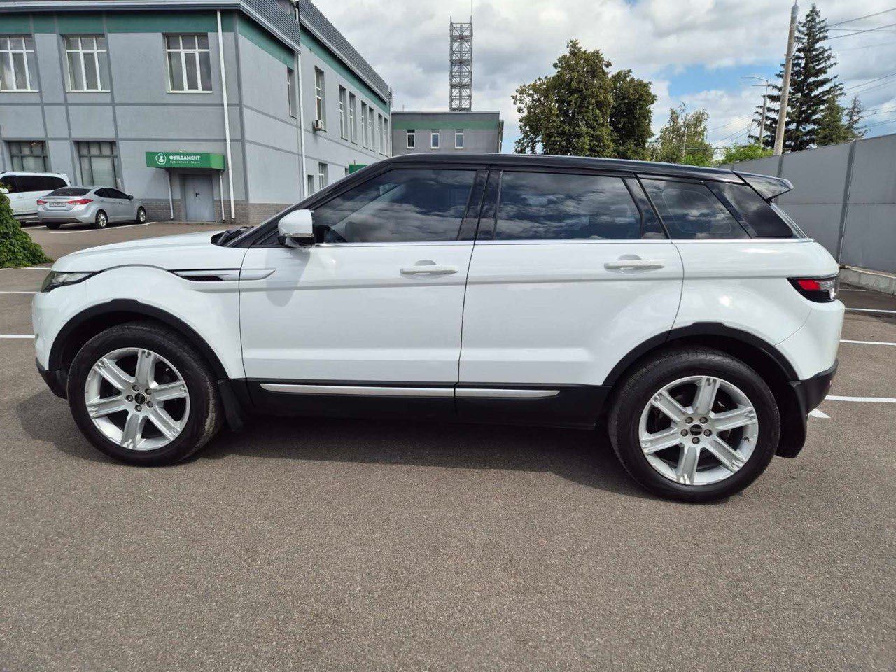 Range Rover Evoque 2012 року
