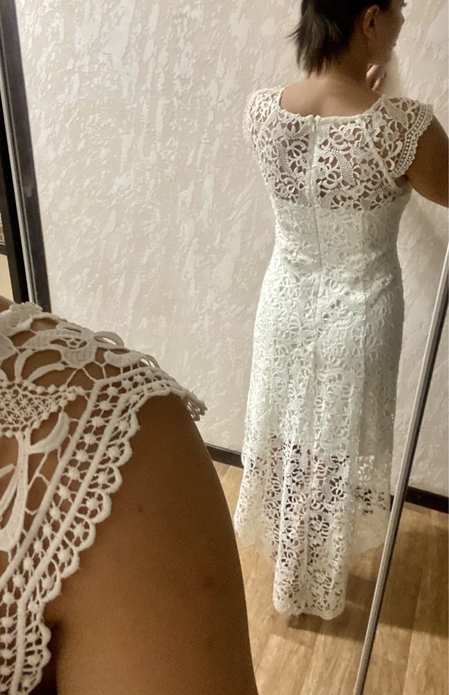 нарядное платье,свадебное, в идеальном состоянии!