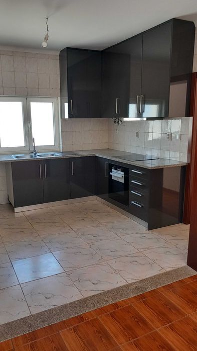 Moradia T2 em Viseu, com churrasqueira e piscina
