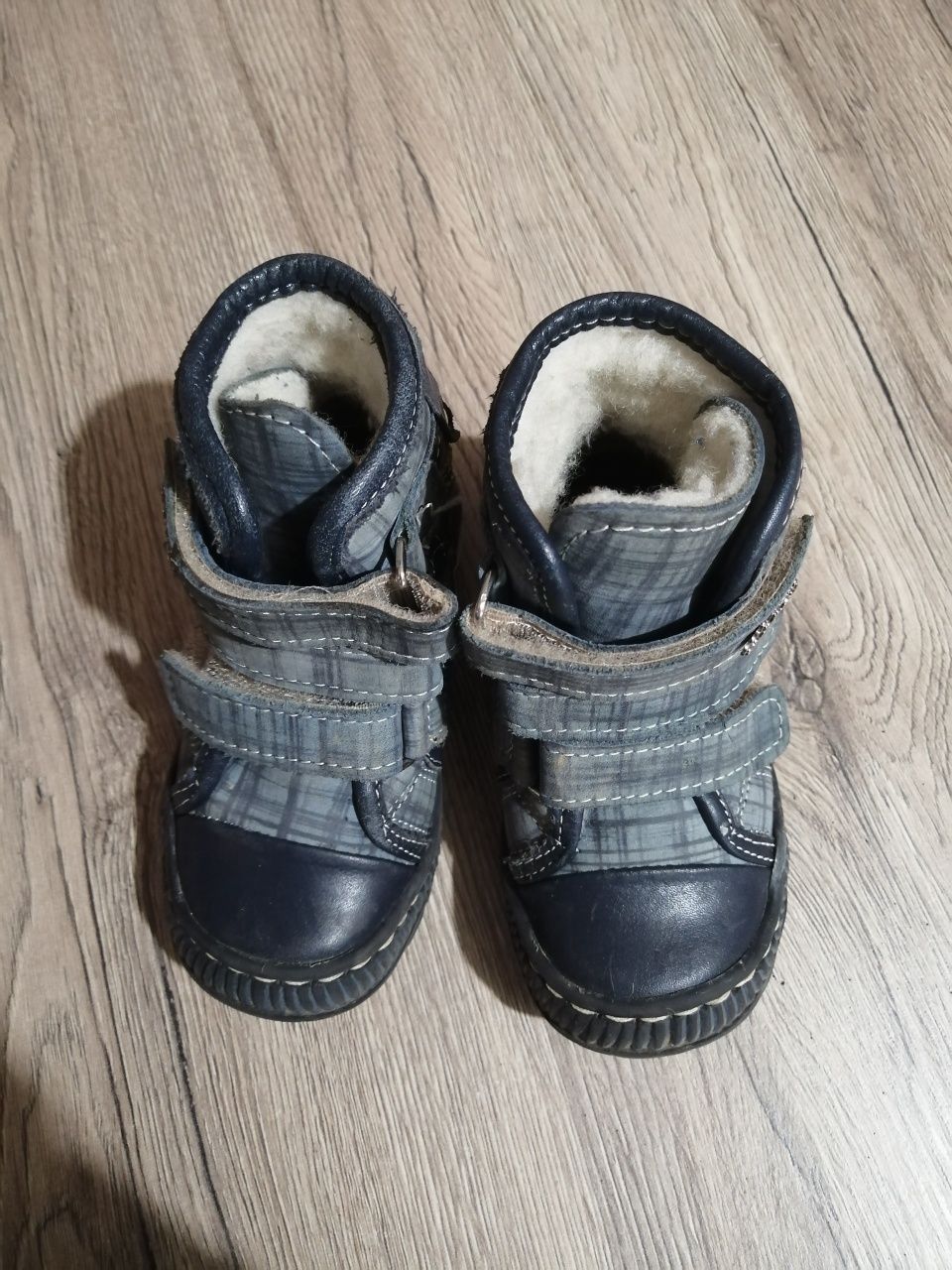 Buty jesienne chłopiece 23 rozm
