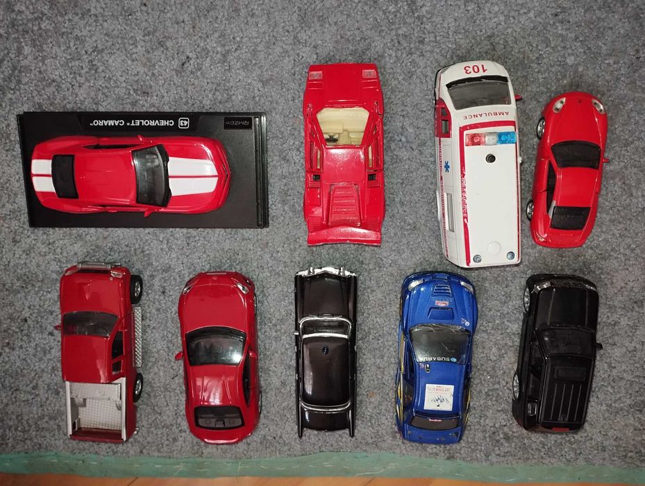 Коллекционная машинка .