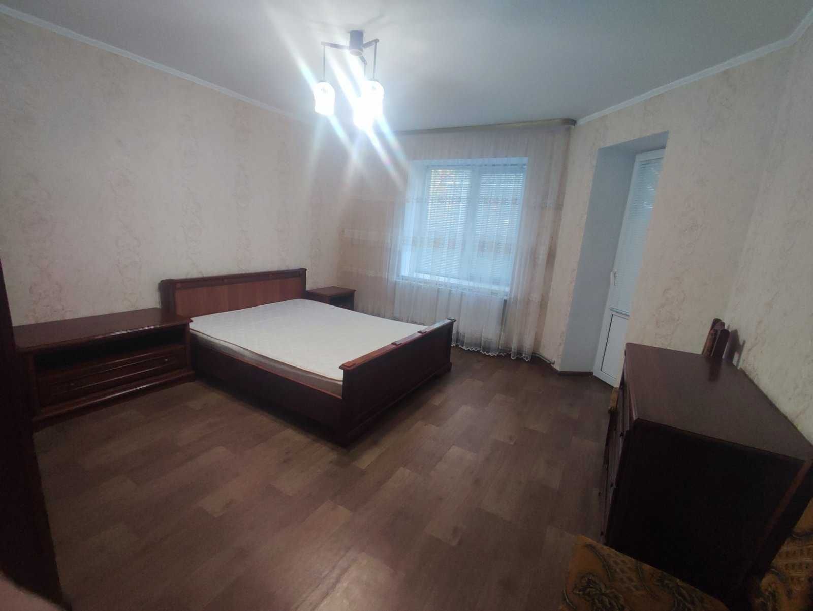 1-кімнатна квартира на Зодчих (Поділля). АГВ, ремонт, меблі, техніка.
