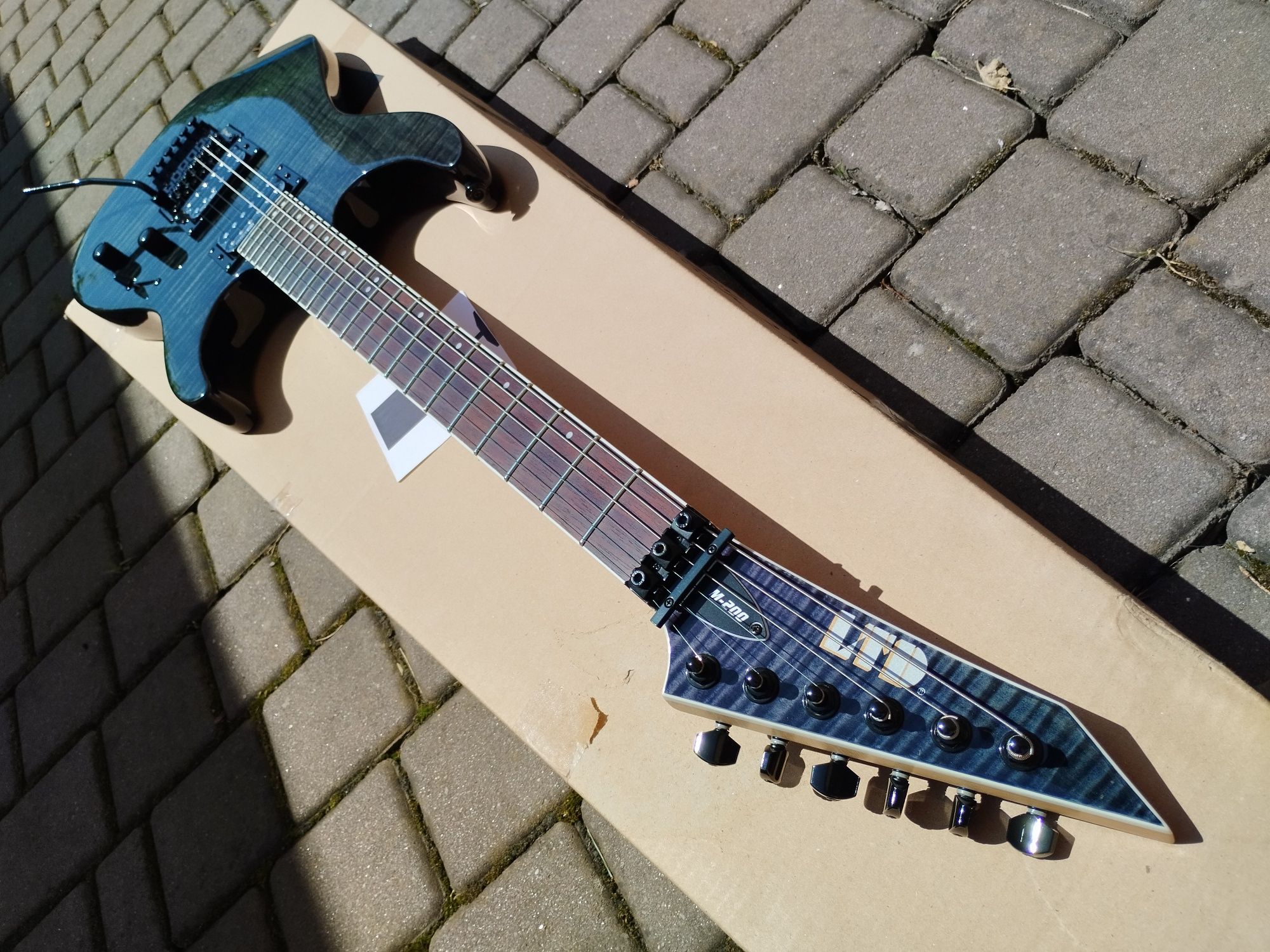 ESP LTD M-200FM (Ibanez,Jackson,Schecter)