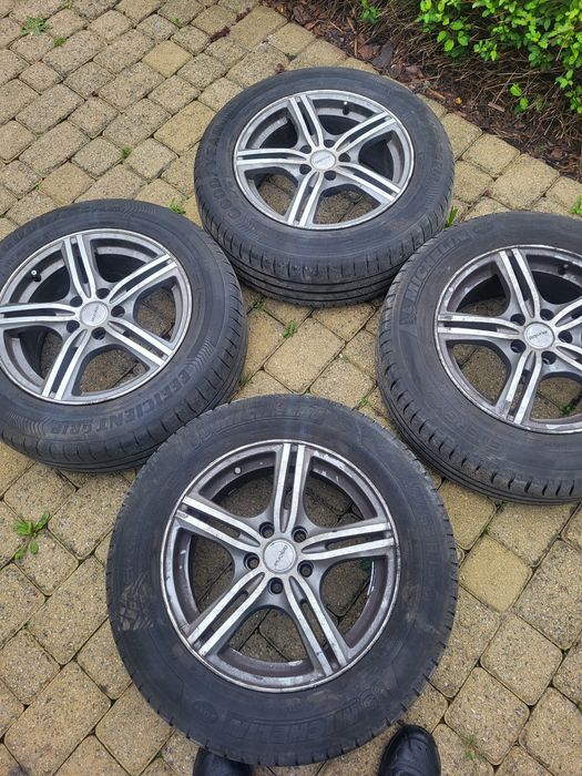 opony Miszelin i Aliufegach 195/65/15 do Toyota Corolla