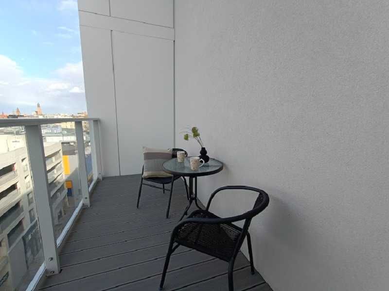Przestronny apartament, 2 balkony, parking, komórka, koło Domaru