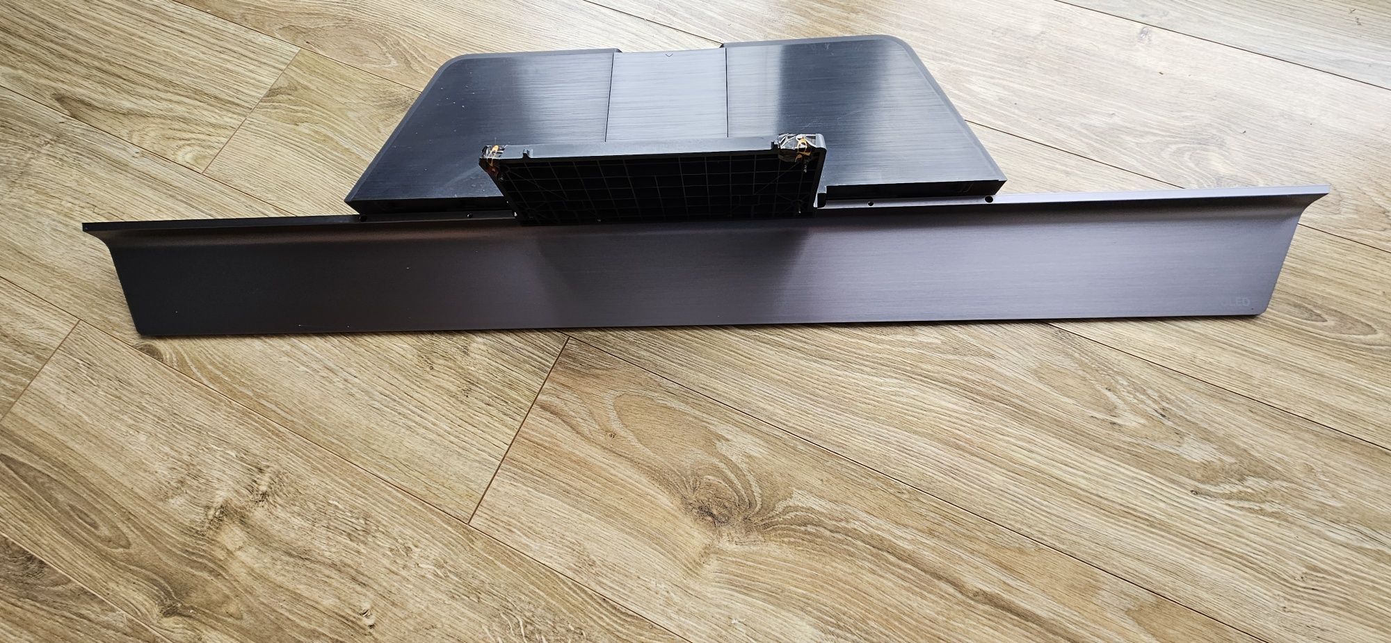 Podstawa pod telewizor LG C9