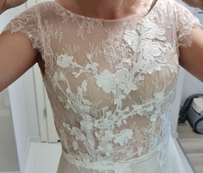 Ślubna suknia Madonna w idealnym stanie