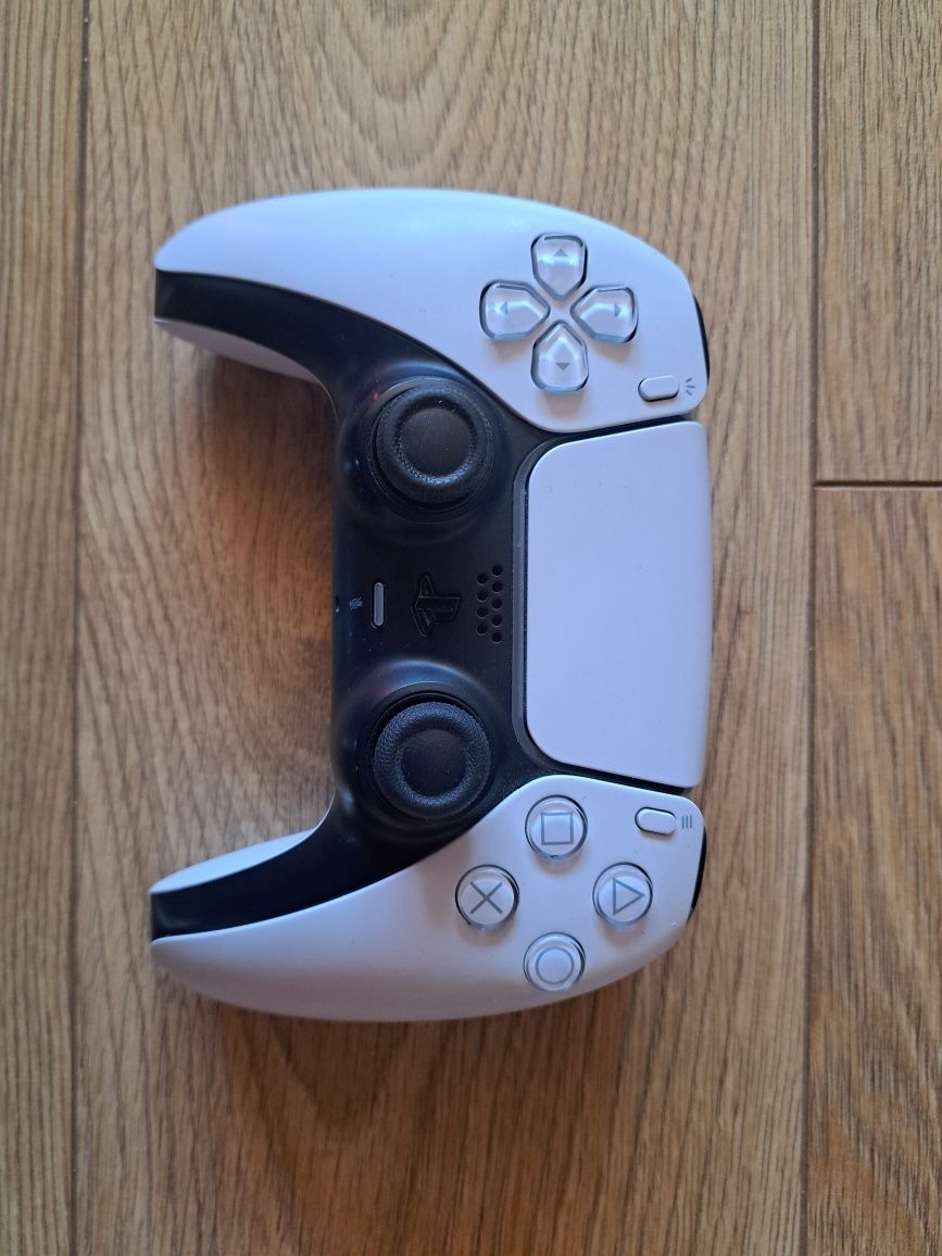 Konsola PS5 Digital z padem