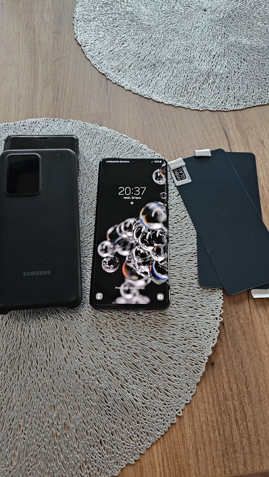 Samsung galaxy S20 ultra. 12G RAM 128GB