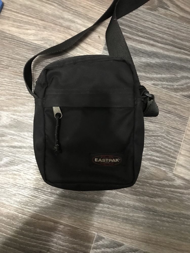 Чудова сумка Eastpak