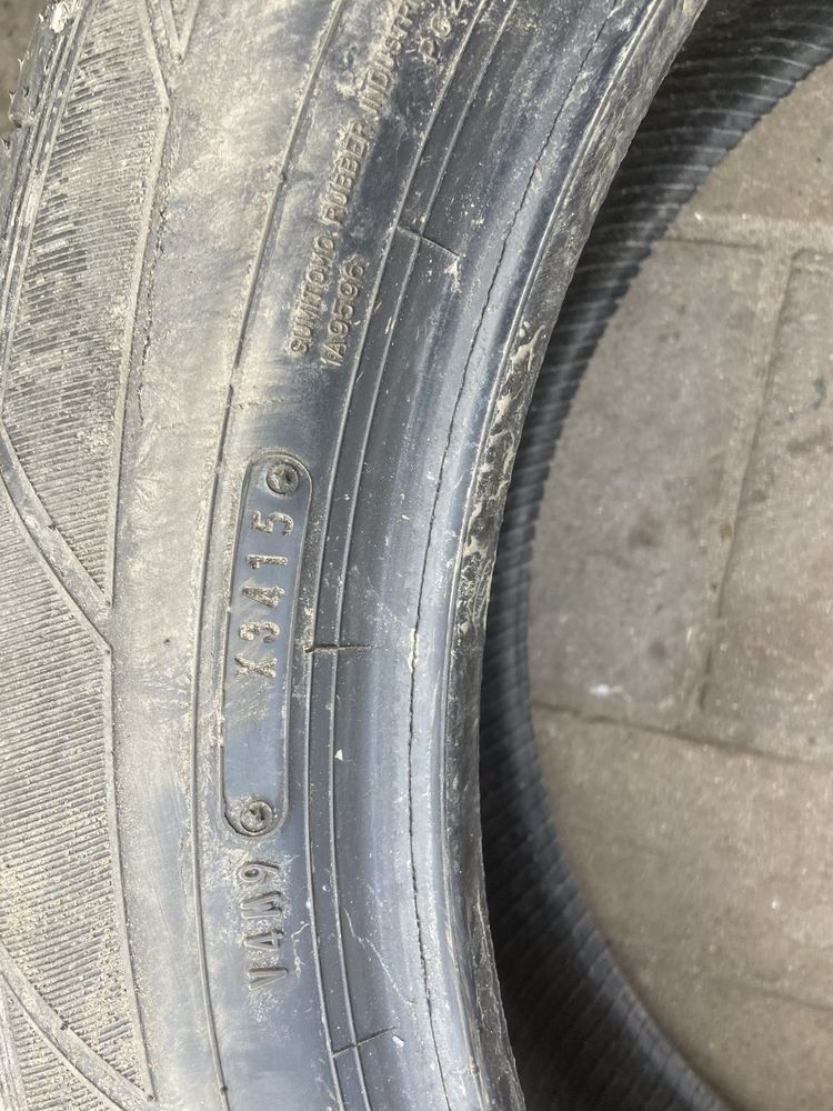 Шини літні R20 235/55 Dunlop (ціна за скат)