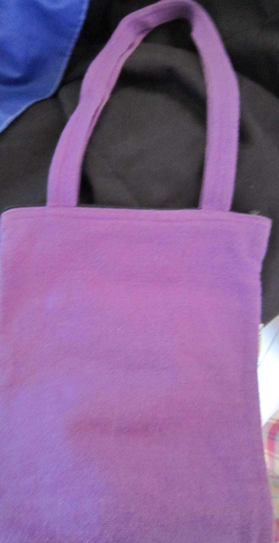 Bolsa Roxa com Flor - Tipo Saco - Para Menina - NOVA